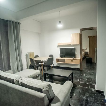 Explore Greece From Bright City Centre Apartment Chalkís Exteriör bild